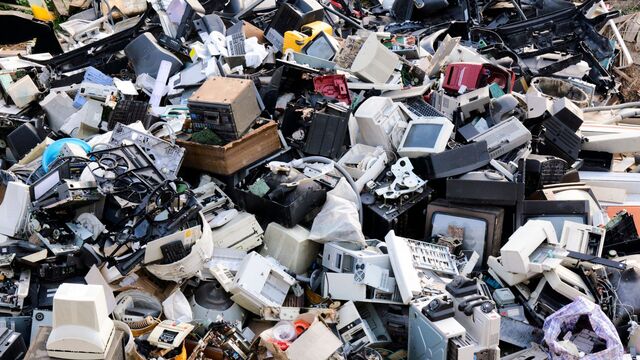 Limbah Elektronik E-Waste